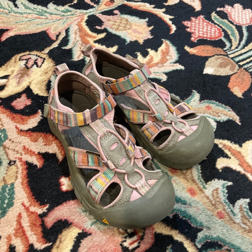 Keen Sandals Girls size 2